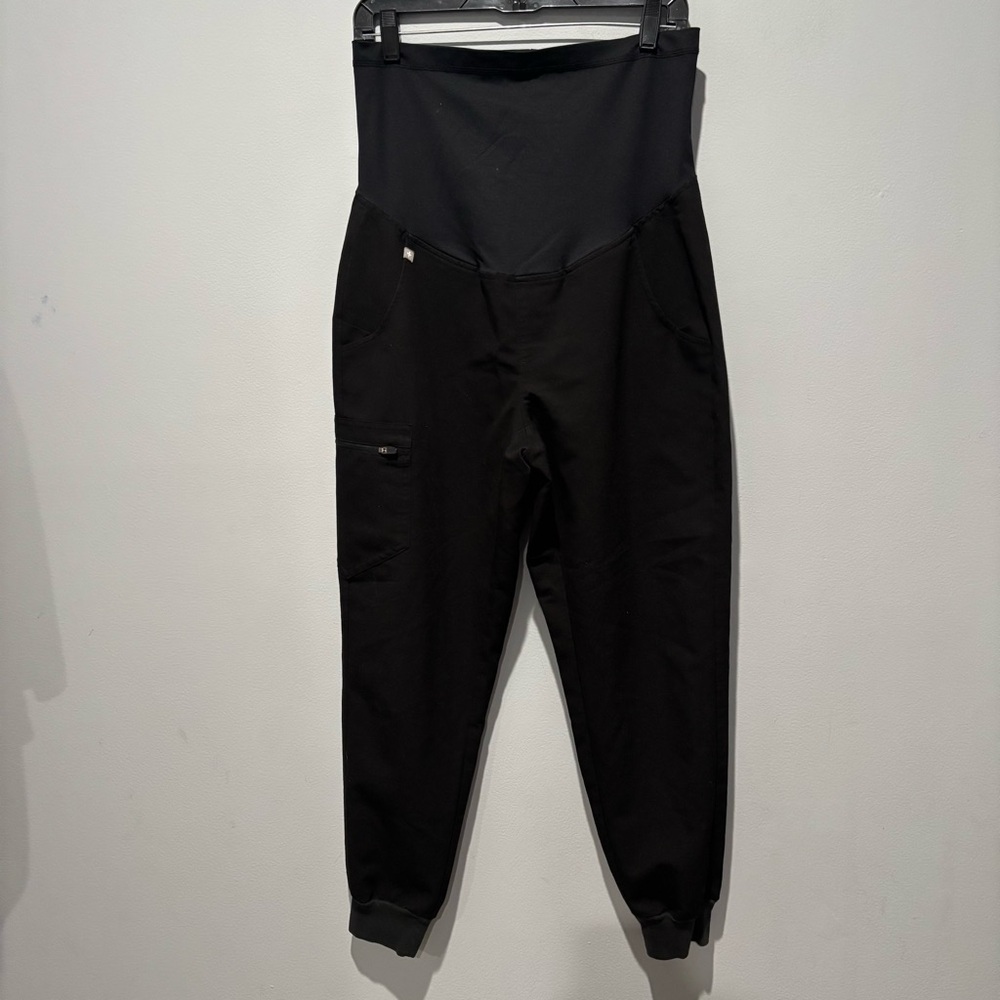 Figs Black High-Waist Jogger Scrub Pants
